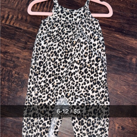 Other - 6-12m girl clothing bundle